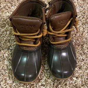 Sperry Saltwater Boots size 9M.